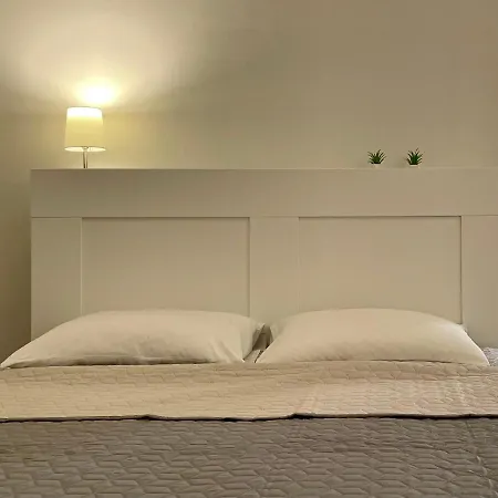 Spacious With Wifi And Parking