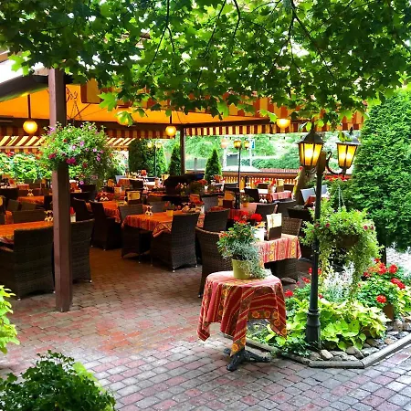 Spacious With Wifi And Parking Παρνού